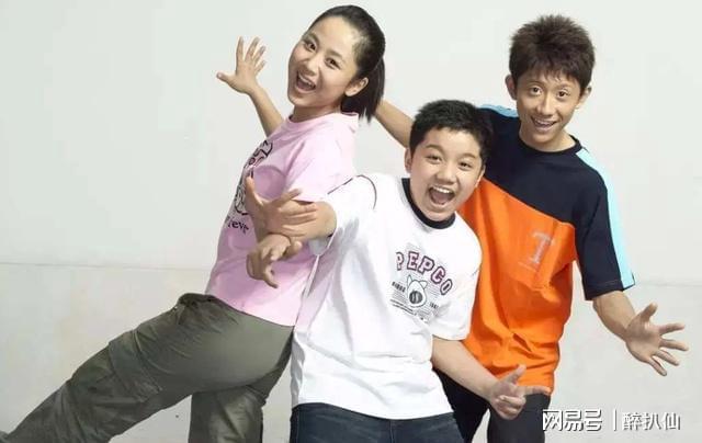 杨紫:为拍戏四处找剧组,惊天一跪考入北电,饰演邱莹莹实属无奈